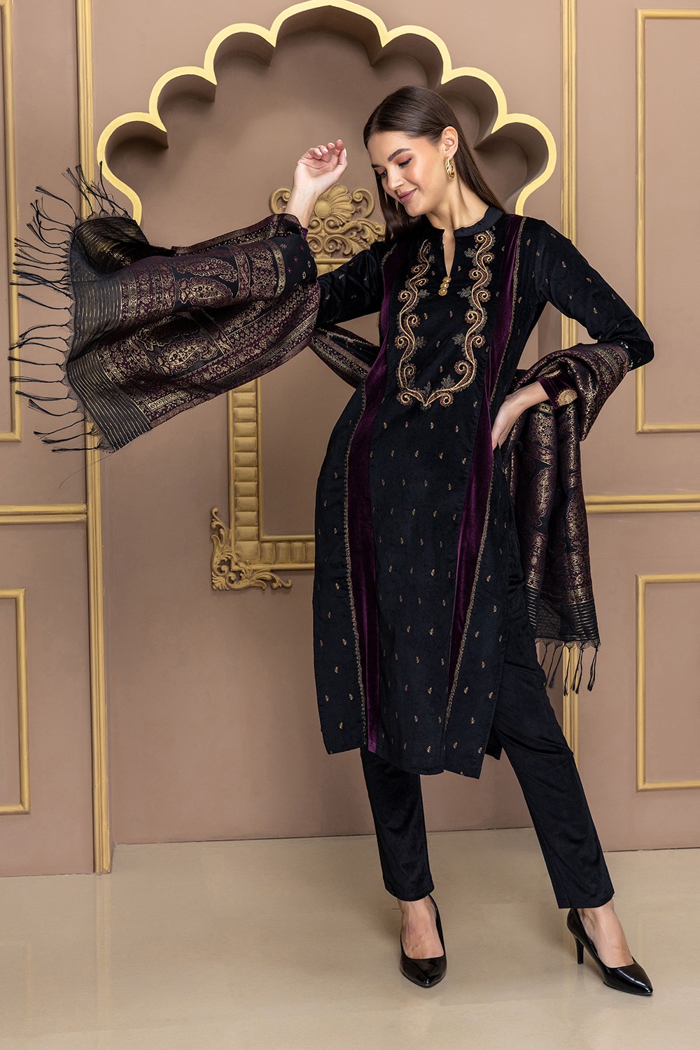 BLACK BANARSI DUPATTA SET